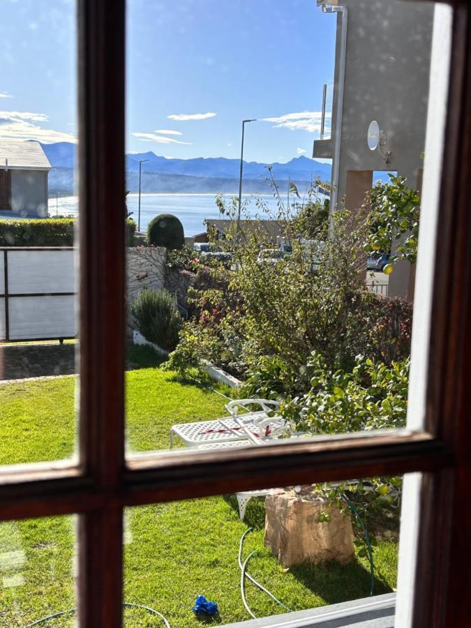 De La Fontaine Sea View Suite Плеттенберг-Бей Экстерьер фото